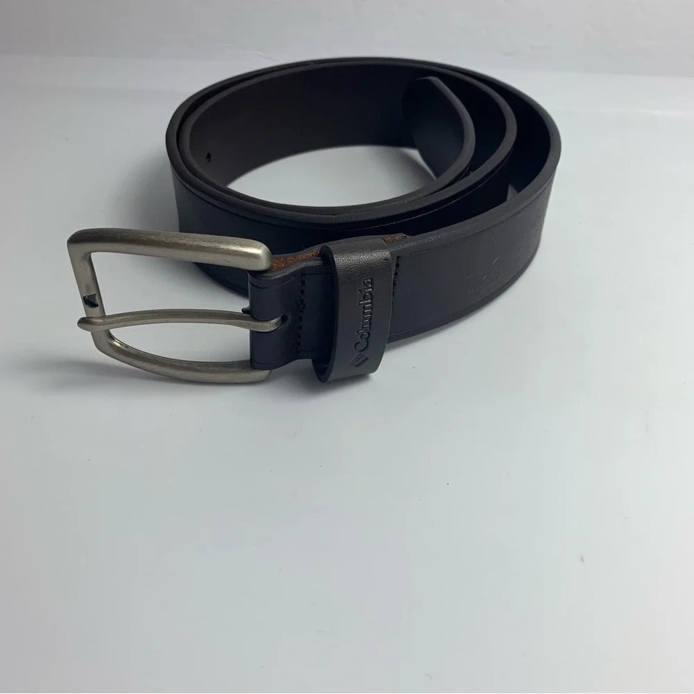 Columbia‎ Synthetic leather Brown belt Size S 30-32